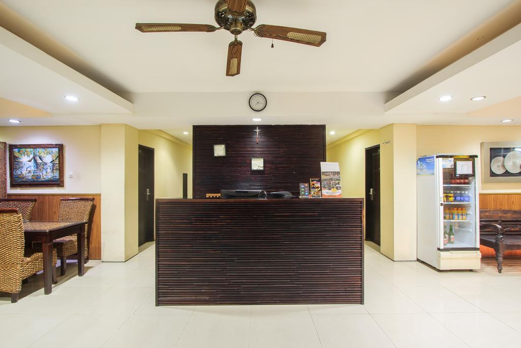 Airport Kuta Hotel And Residences Tuban Esterno foto